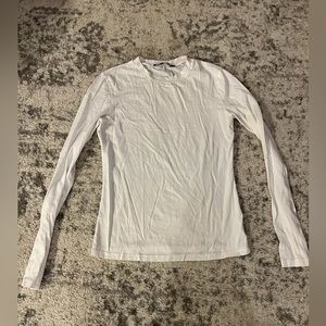 THEORY LONG SLEEVE BASIC T SHIRT